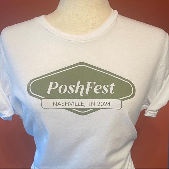 Meet your Posher, Lisa - Picture 5 of 7